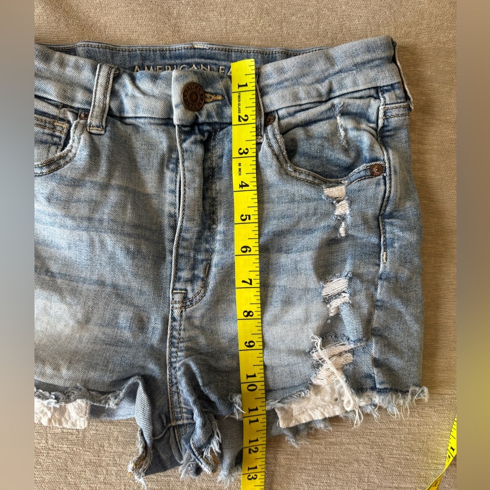 American Eagle women’s stretch curvy high-rise Shorty distressed denim shorts - Picture 11 of 12